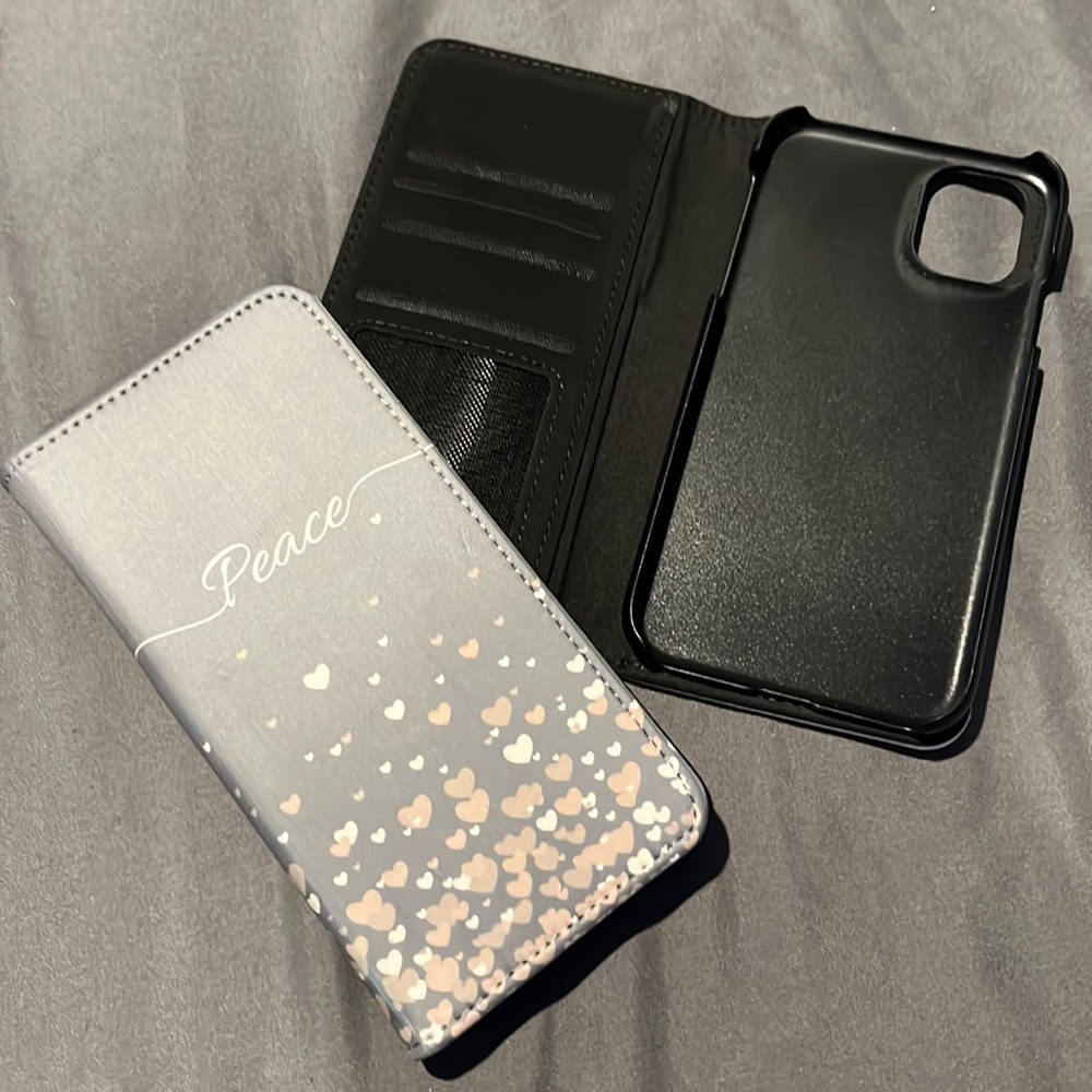 Foldable Wallet Case for iPhone 11